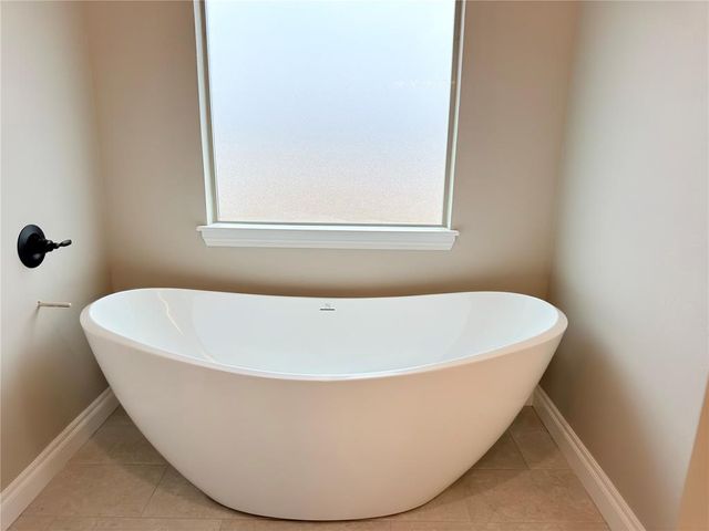 973 Hadley Lane, Tuttle, OK 73089