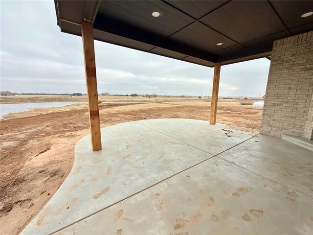 973 Hadley Lane, Tuttle, OK 73089