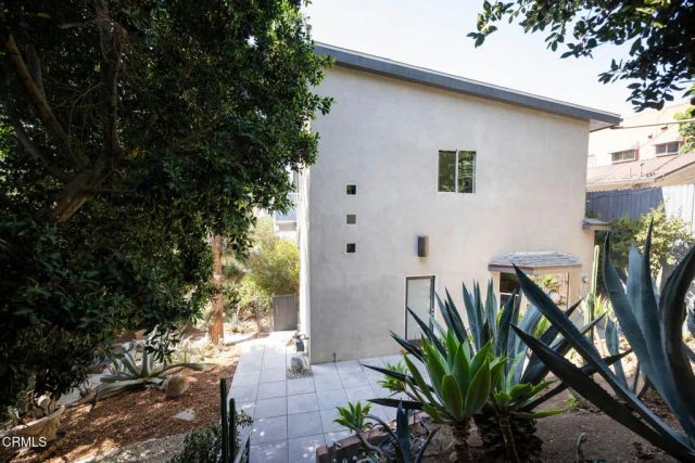 3836 De Longpre Avenue, Los Angeles, CA 90027