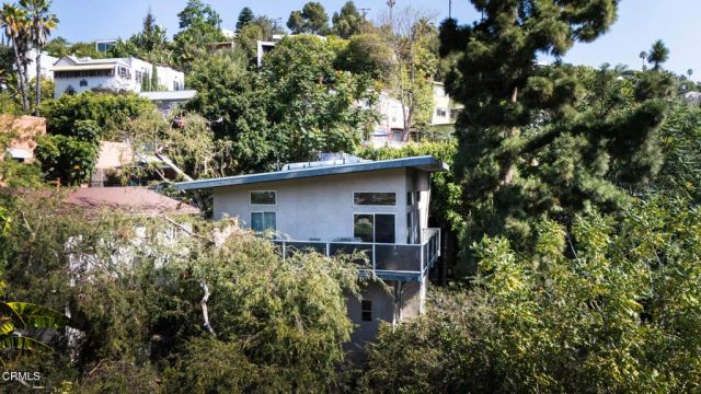 3836 De Longpre Avenue, Los Angeles, CA 90027