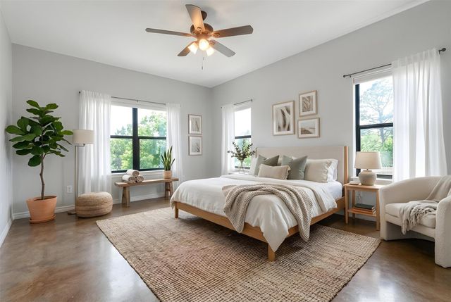 329 Kaanapali LN, Bastrop, TX 78602
