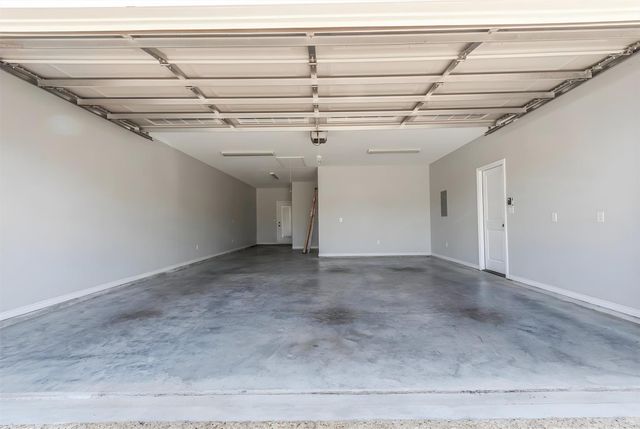 329 Kaanapali LN, Bastrop, TX 78602