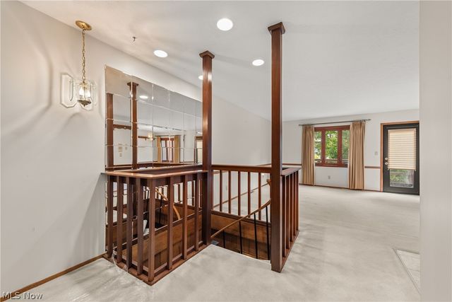 32665 Willow Brook Lane, North Ridgeville, OH 44039