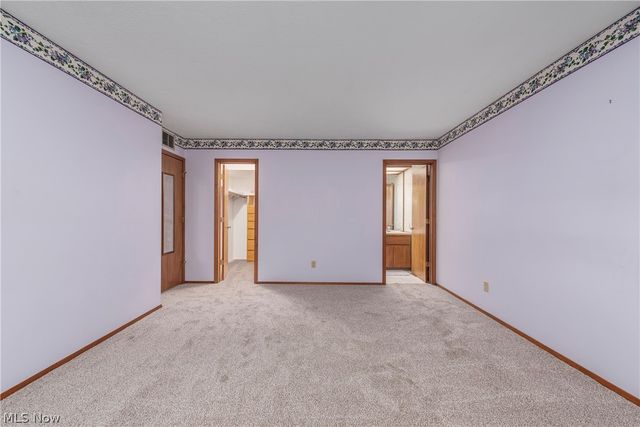 32665 Willow Brook Lane, North Ridgeville, OH 44039