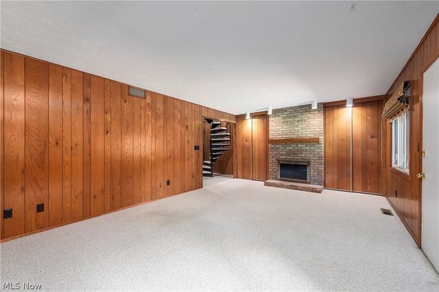 32665 Willow Brook Lane, North Ridgeville, OH 44039