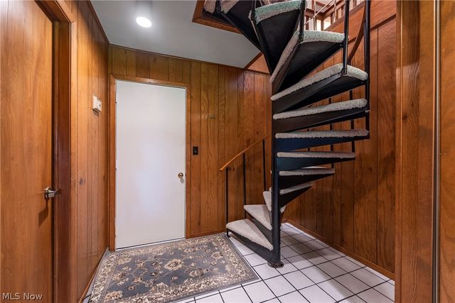 32665 Willow Brook Lane, North Ridgeville, OH 44039