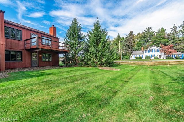 32665 Willow Brook Lane, North Ridgeville, OH 44039