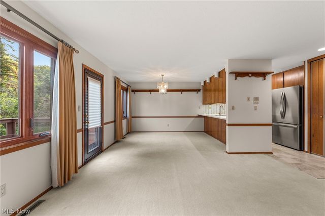 32665 Willow Brook Lane, North Ridgeville, OH 44039