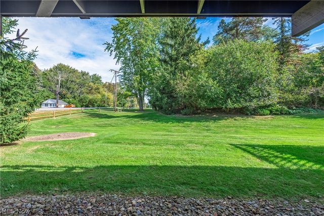 32665 Willow Brook Lane, North Ridgeville, OH 44039