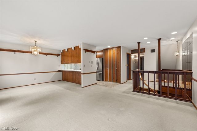 32665 Willow Brook Lane, North Ridgeville, OH 44039