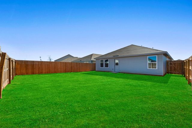 129 Alameda DR, Fredericksburg, TX 78624