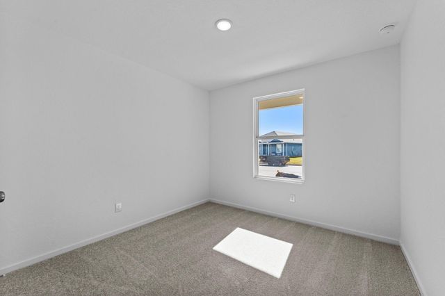 129 Alameda DR, Fredericksburg, TX 78624