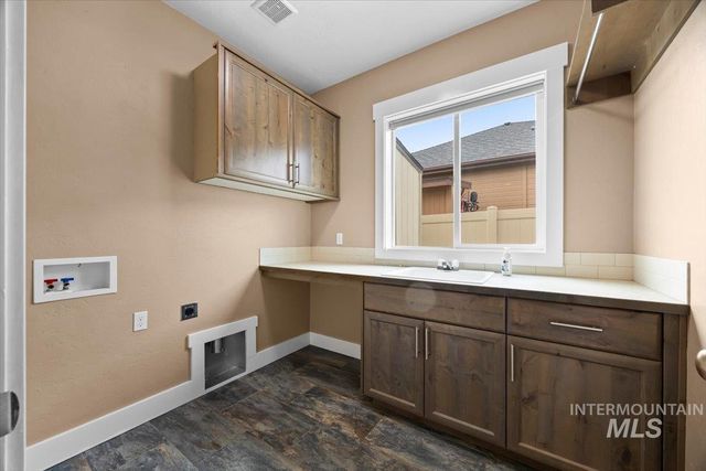 13557 Signorello St, Caldwell, ID 83607