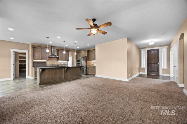 13557 Signorello St, Caldwell, ID 83607