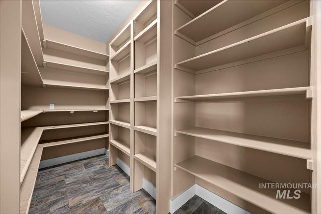 13557 Signorello St, Caldwell, ID 83607