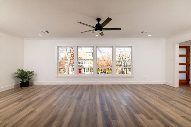 601 W Columbia Street, Weatherford, TX 76086