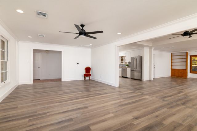 601 W Columbia Street, Weatherford, TX 76086