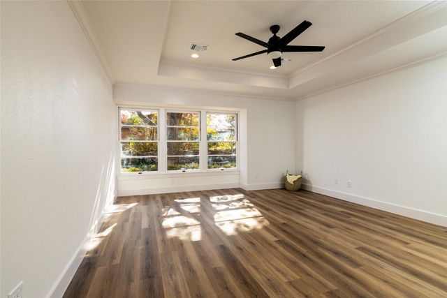 601 W Columbia Street, Weatherford, TX 76086