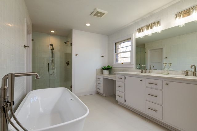 601 W Columbia Street, Weatherford, TX 76086