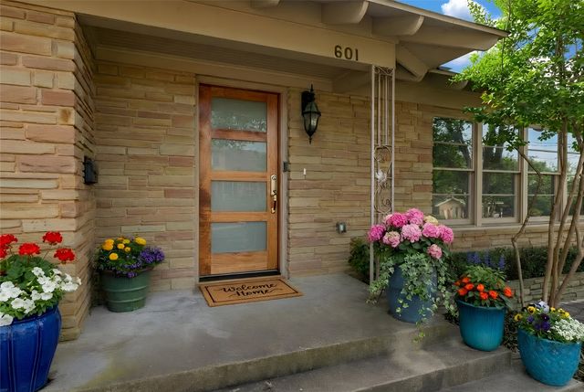 601 W Columbia Street, Weatherford, TX 76086