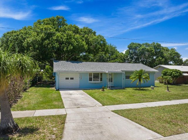 1735 40th Avenue, Vero Beach, FL 32960
