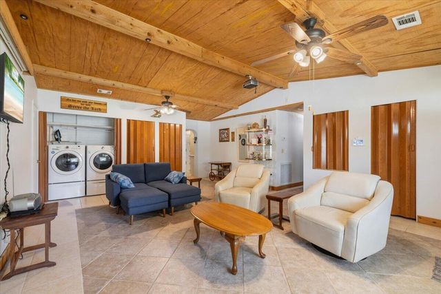 1735 40th Avenue, Vero Beach, FL 32960