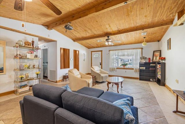 1735 40th Avenue, Vero Beach, FL 32960