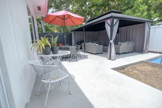 1561 NE 30TH Court, Pompano Beach, FL 33064