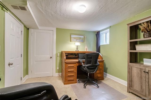 2621 N Elm Street, Denver, CO 80207