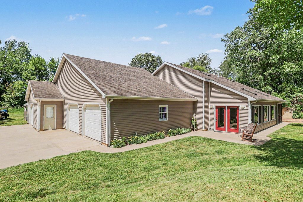 8563 G Drive S, Newton Twp, MI 49033