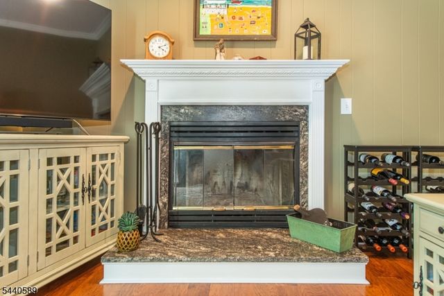 8 Clearfield Rd, Roxbury Twp., NJ 07876
