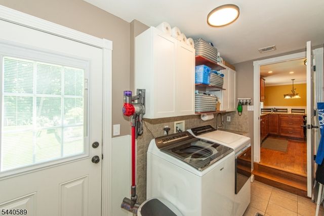 8 Clearfield Rd, Roxbury Twp., NJ 07876