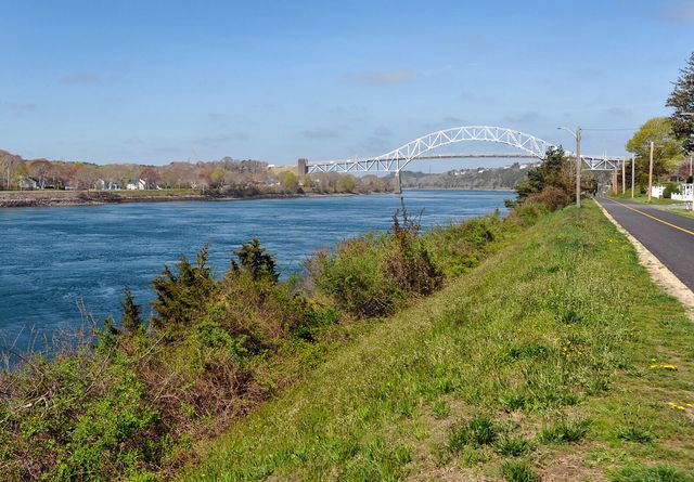 6 Luigi Avenue, Sagamore Beach, MA 02562
