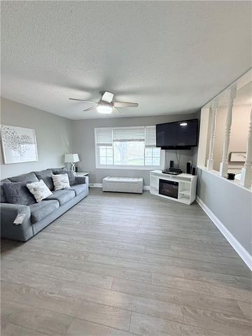 503 W Elk Street, Savannah, MO 64485