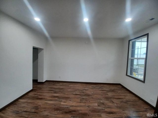 1112 W Iowa Street, Evansville, IN 47710