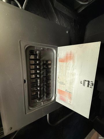 1112 W Iowa Street, Evansville, IN 47710