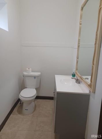 1112 W Iowa Street, Evansville, IN 47710