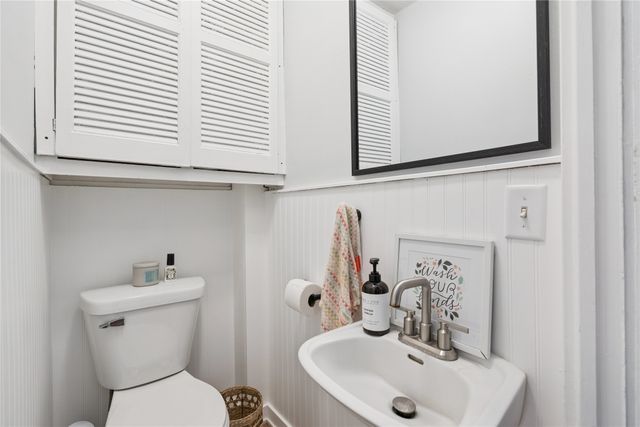 705 Hatton Avenue, Dallas Center, IA 50063