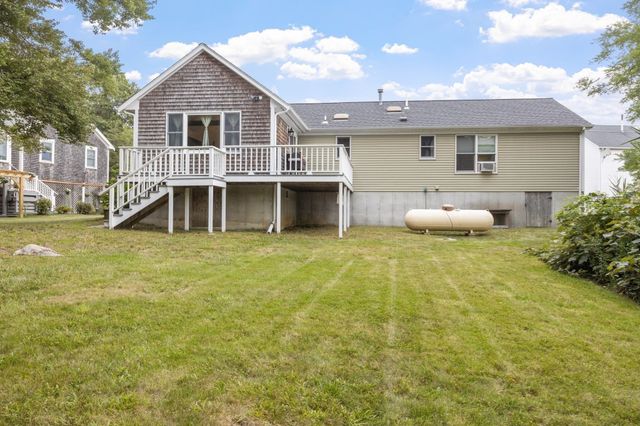 14 Coves End Rd, Marion, MA 02738