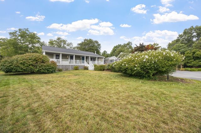 14 Coves End Rd, Marion, MA 02738