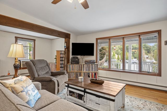14 Coves End Rd, Marion, MA 02738