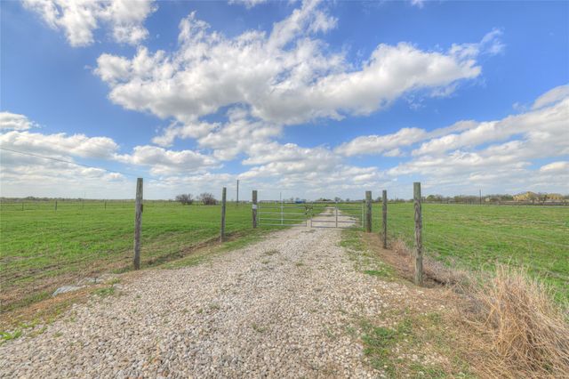 1550 Scull RD, San Marcos, TX 78666