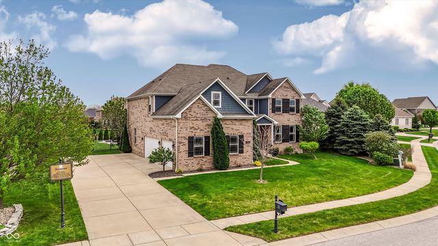 5103 Alyshia Parkway, Bargersville, IN 46106