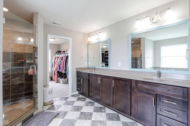 5103 Alyshia Parkway, Bargersville, IN 46106