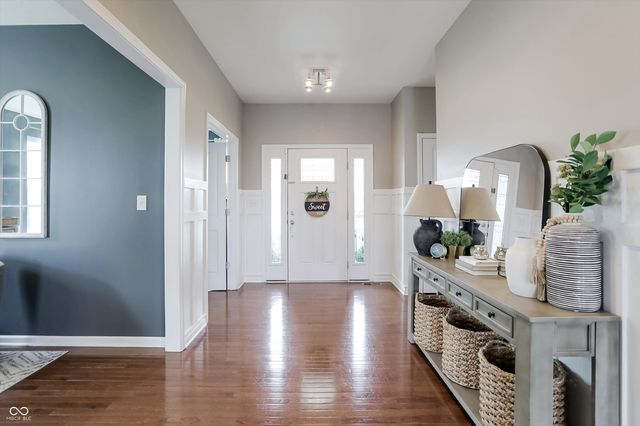 5103 Alyshia Parkway, Bargersville, IN 46106