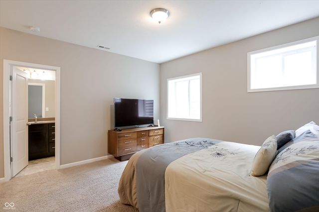 5103 Alyshia Parkway, Bargersville, IN 46106