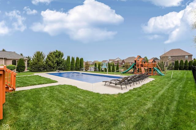 5103 Alyshia Parkway, Bargersville, IN 46106
