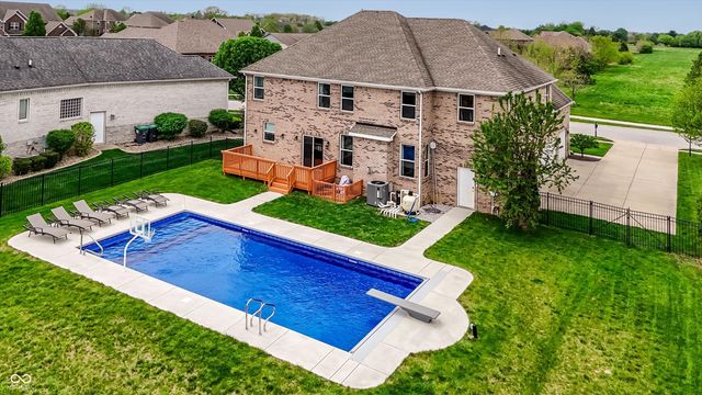 5103 Alyshia Parkway, Bargersville, IN 46106