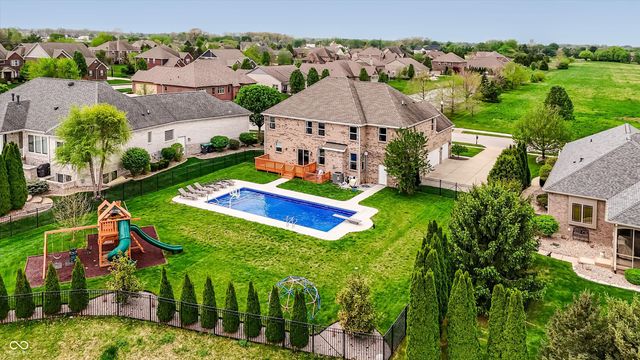5103 Alyshia Parkway, Bargersville, IN 46106