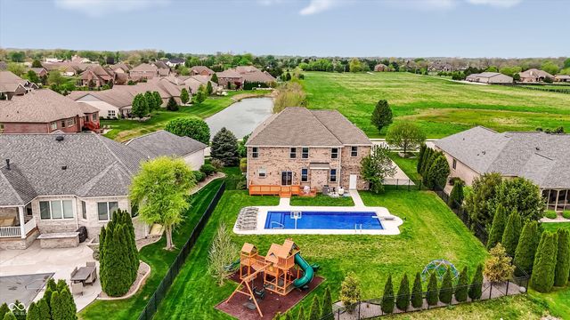 5103 Alyshia Parkway, Bargersville, IN 46106
